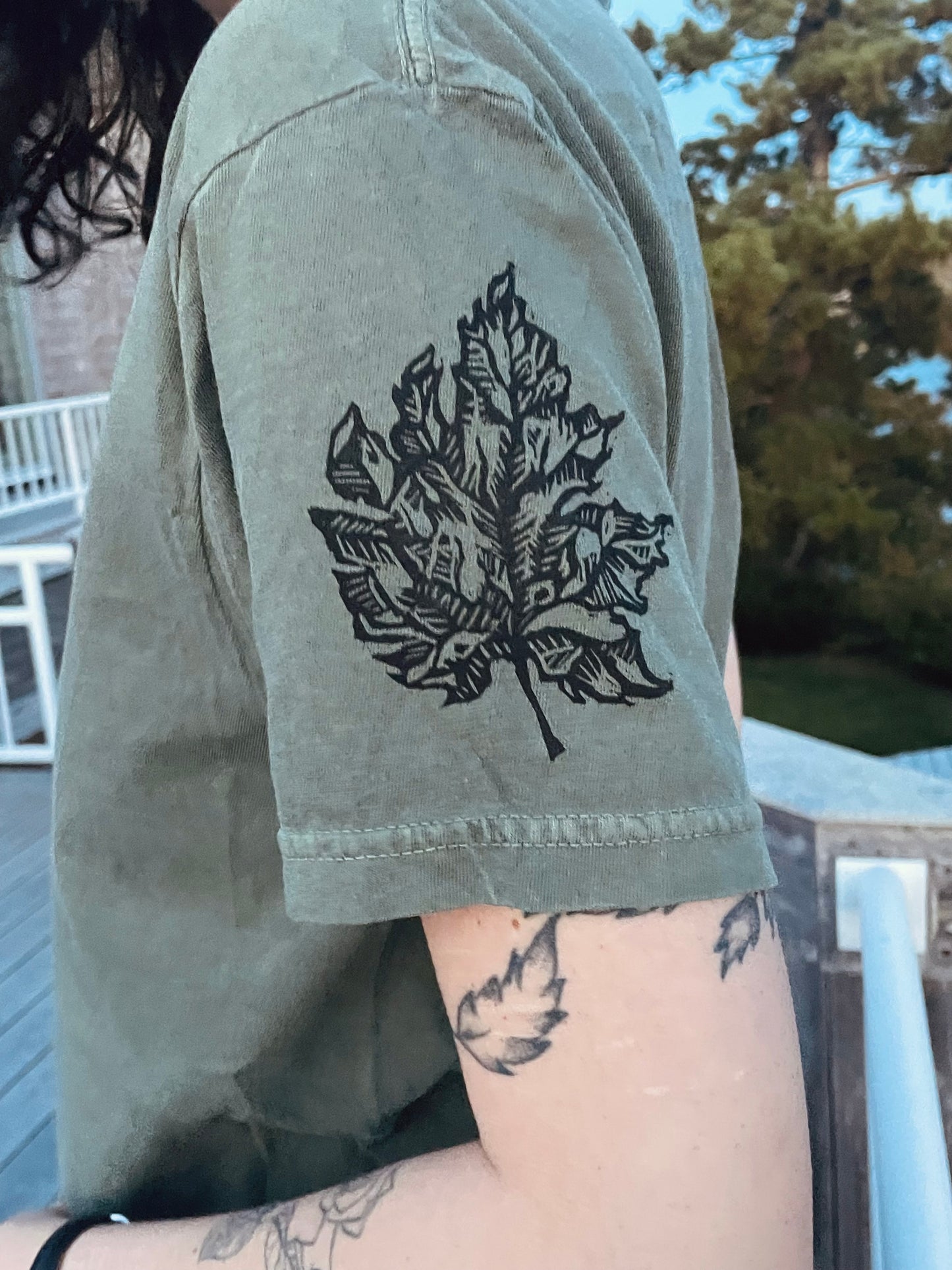 Northern Attitude Noah Kahan Handprinted T-Shirt